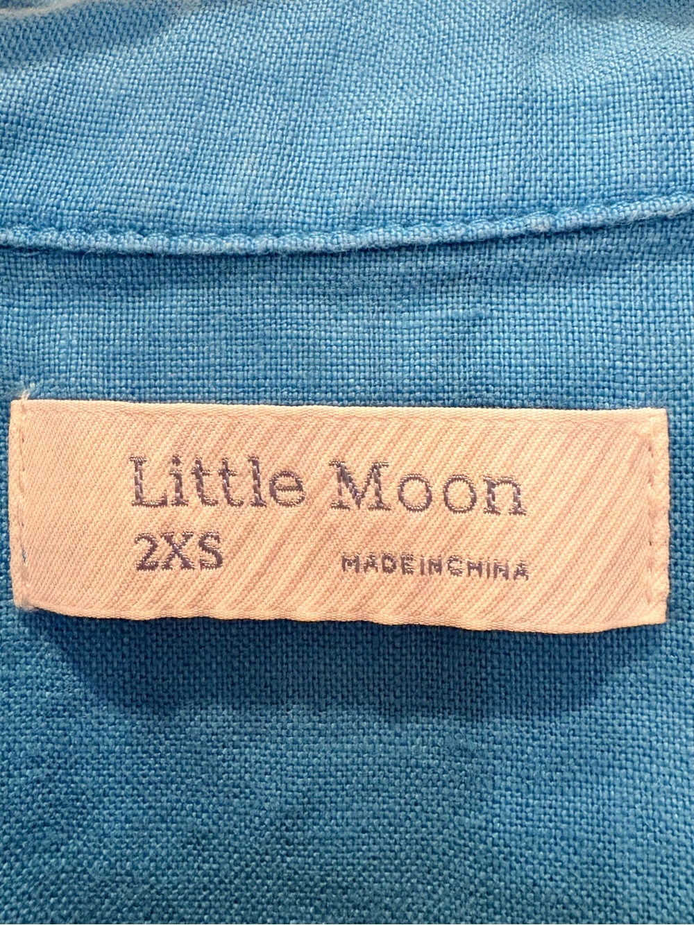 Aritzia Little Moon linen V-Neck Long-Sleeve Top - Picture 9 of 9